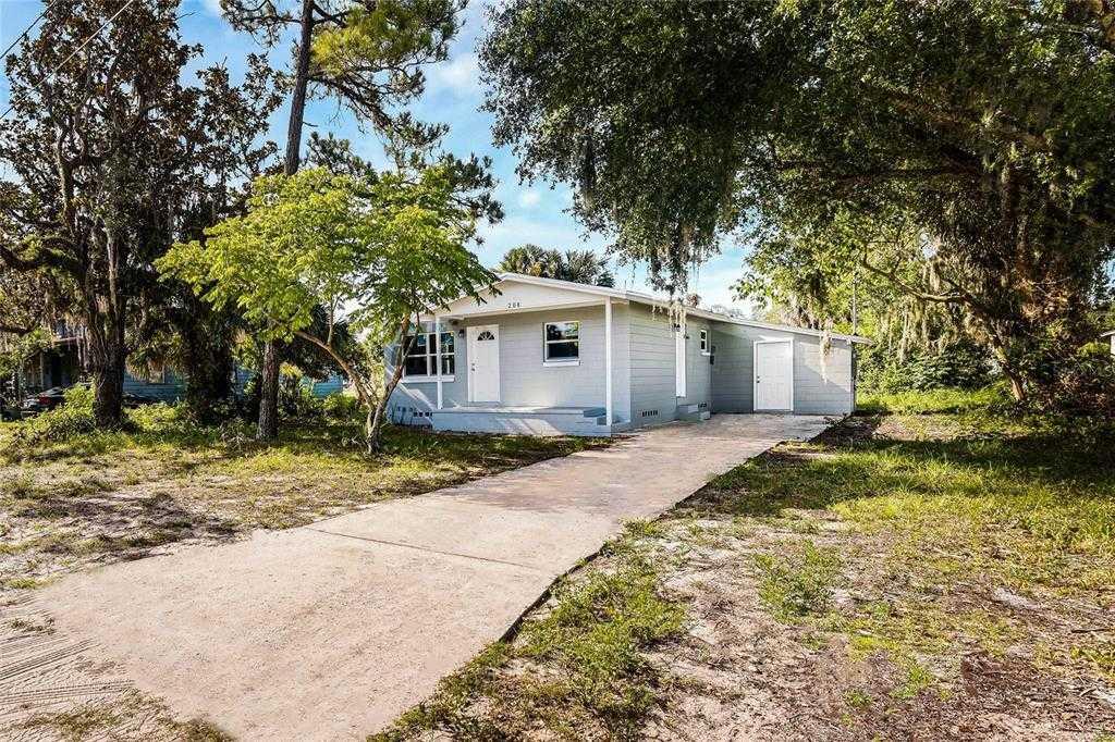 208 W BADGER AVENUE, EUSTIS, Single-Family Home,  for rent, RightHouse Realty